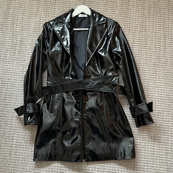 DANIELLE GUIZIO PATENT LEATHER TRENCH - Picture 1 of 7